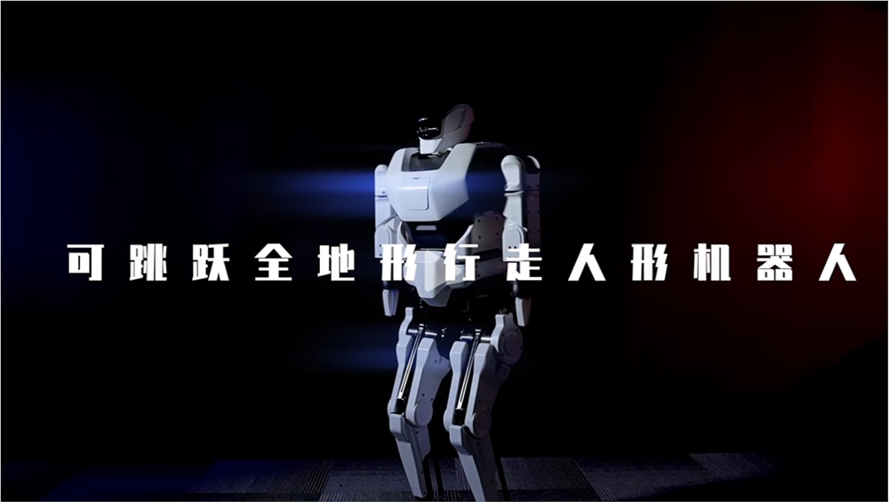 全球首发：5G-A人形机器人“夸父”亮相MWC，获国王点赞