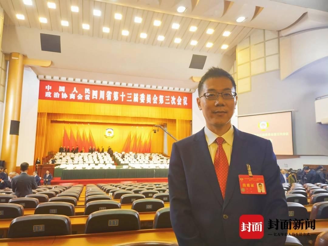 推进人工智能+行动四川省政协委员徐科：建议开展算力及应用基础调研