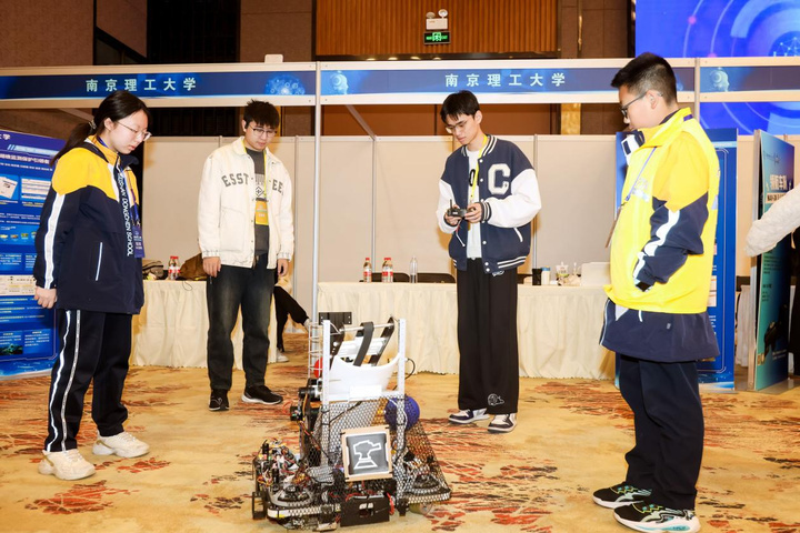 爱（AI）意满满！全国青少年人工智能优秀作品汇聚金陵