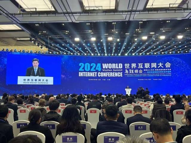 庄荣文：人工智能是新一轮科技革命和产业变革的重要驱动力量