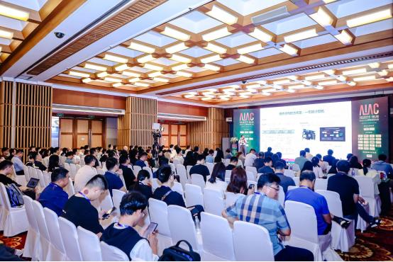 百家云CEO马义荣获「2024年度人工智能杰出人物」